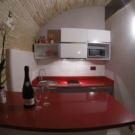 Al Castello Apartment *